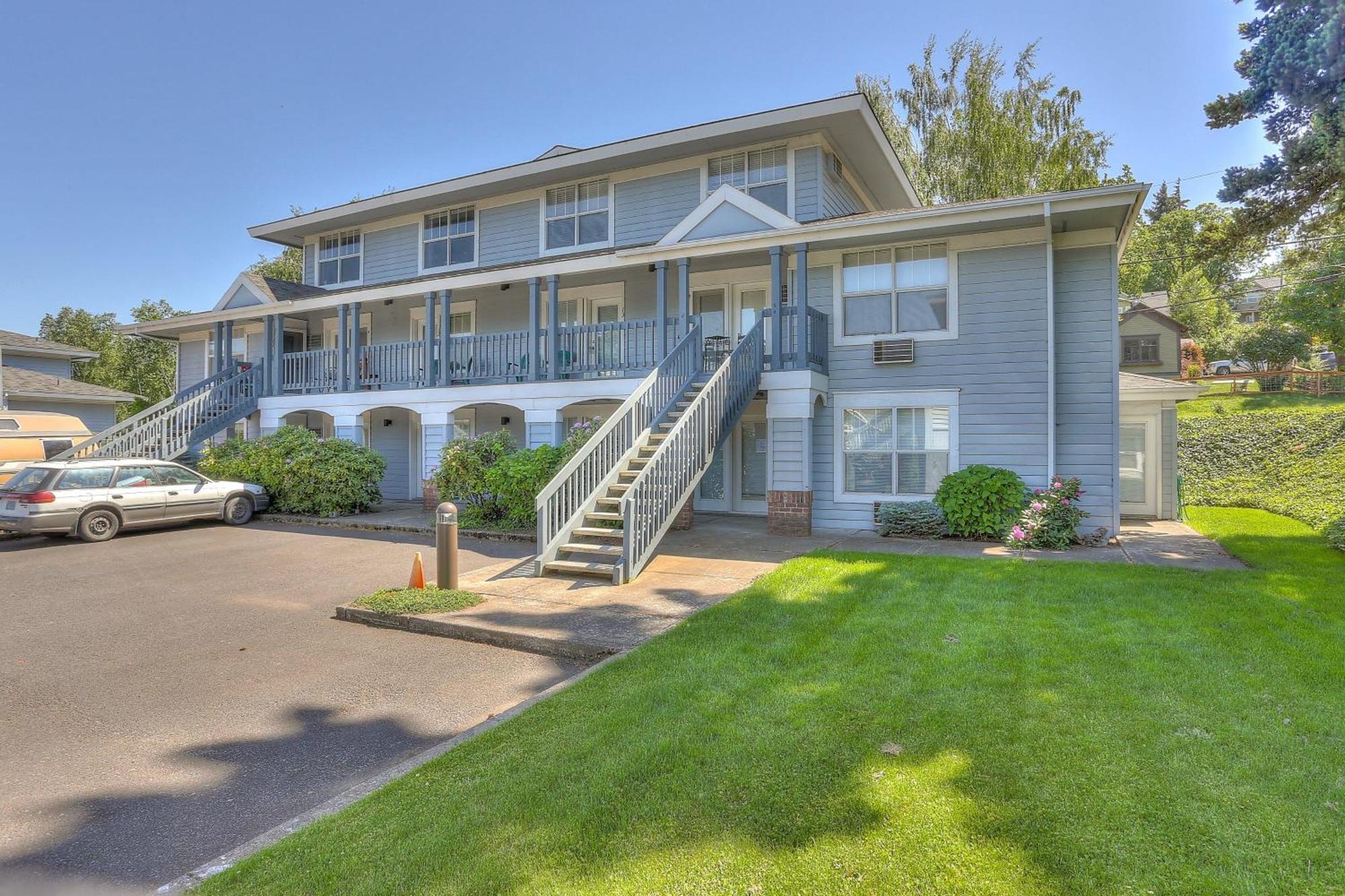 13 Lodge Hood River Eksteriør bilde